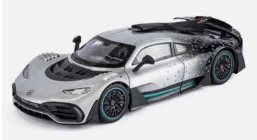 1067/02	Mercedes-AMG ONE Race Edition Silver	1:18
